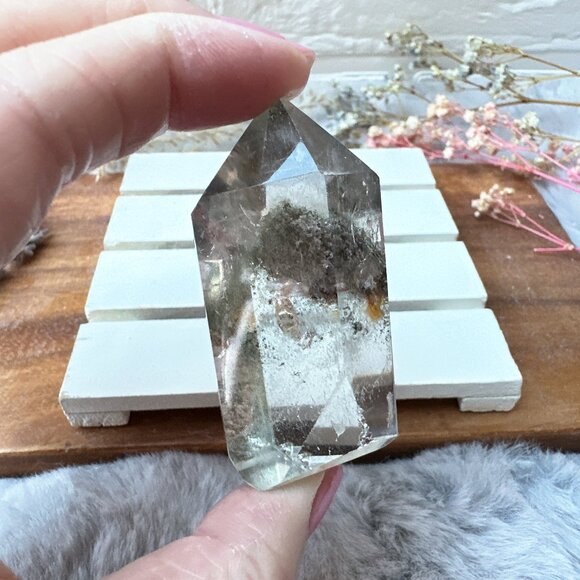 Gorgeous Small Garden Quartz Polished Point - Picture 6 of 10